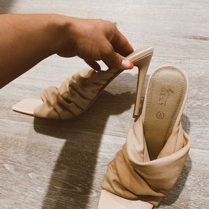 Oh Polly Brand new Ruched mesh heels